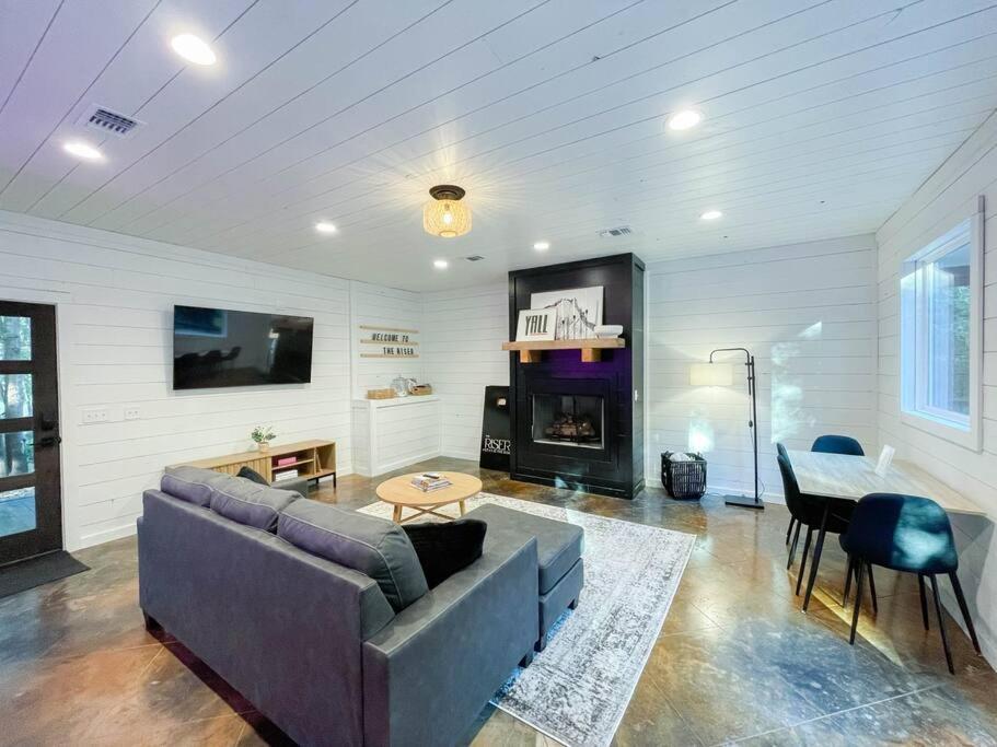 The Riser - Brand New Modern Cabin In ブロークン・ボウ エクステリア 写真