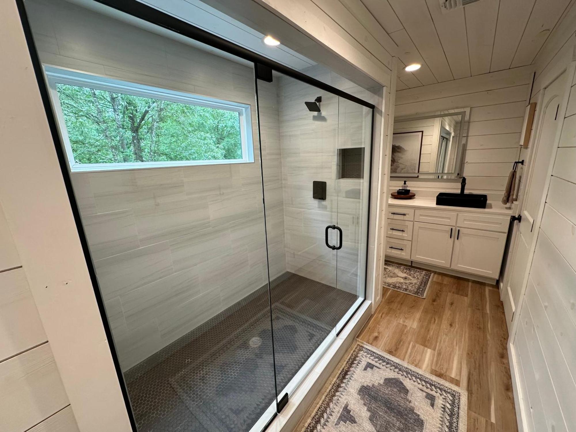 The Riser - Brand New Modern Cabin In ブロークン・ボウ エクステリア 写真